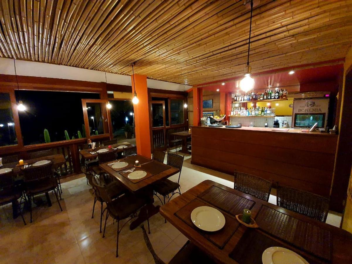 Pousada E Restaurante O Pescador Vila do Abraao Екстер'єр фото